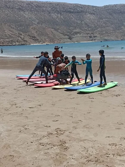 Cours de surf en demi journée - Tourisme Agadir Souss-Massa