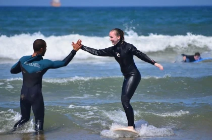 Cours de surf privé 12h sur 6 jours - Tourisme Agadir Souss-Massa