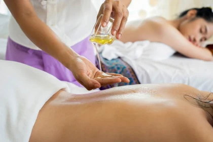 Massage Aromathérapie - Tourisme Agadir Souss-Massa