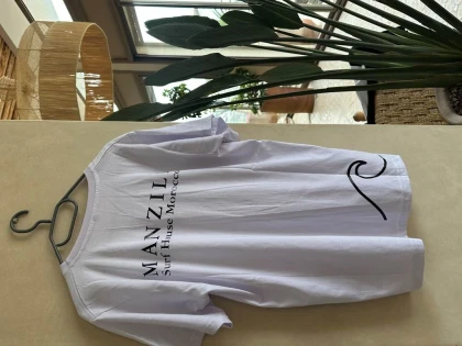 T-shirt blanc manzili - Tourisme Agadir Souss-Massa