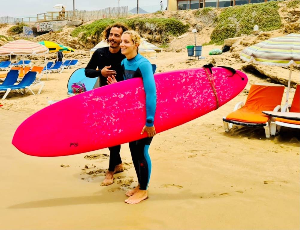 2h de Surf en Cours privé : Venez découvrir ou vous perfectionner aux joies de la glisse en toute exclusivité ! - Tourisme Agadir Souss-Massa