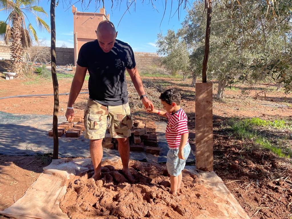 Atelier briques de terre - Tourisme Agadir Souss-Massa