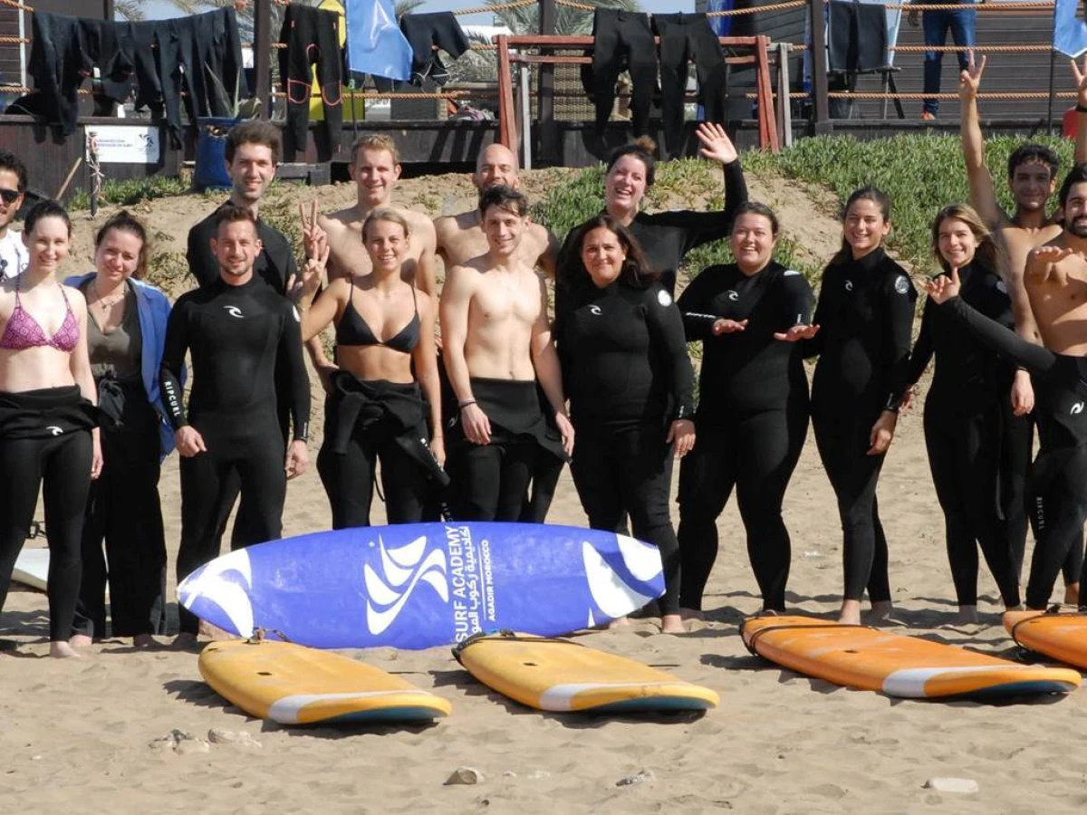 Cours collectifs 1h surf ou Bodyboard - Tourisme Agadir Souss-Massa