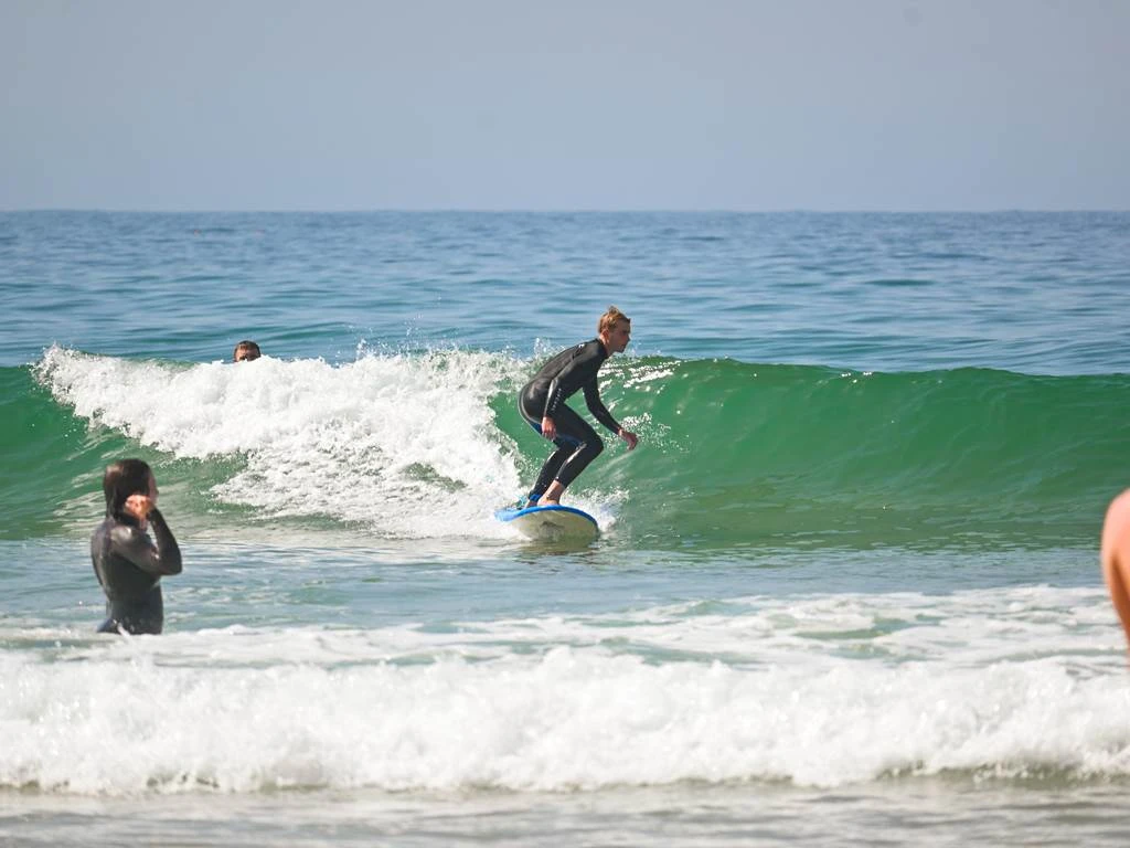 Cours de surf - Tourisme Agadir Souss-Massa