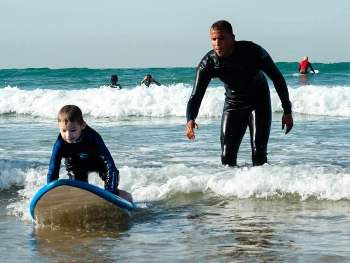 Cours privés 1h surf ou de bodyboard - 1 personne - Tourisme Agadir Souss-Massa