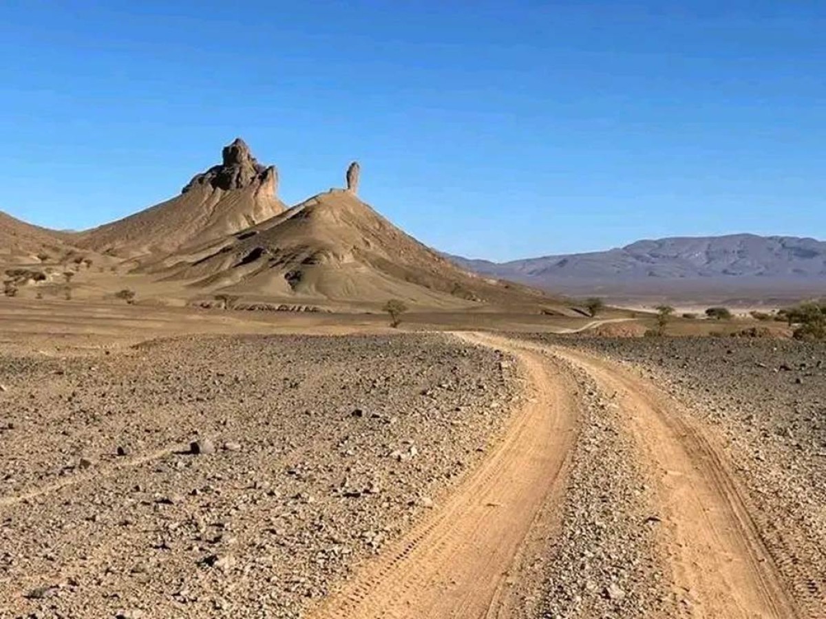 De Foum Zguid au désert d'Iriki et les peintures rupestres du djebel Bani 3jours-2nuits. - Tourisme Agadir Souss-Massa