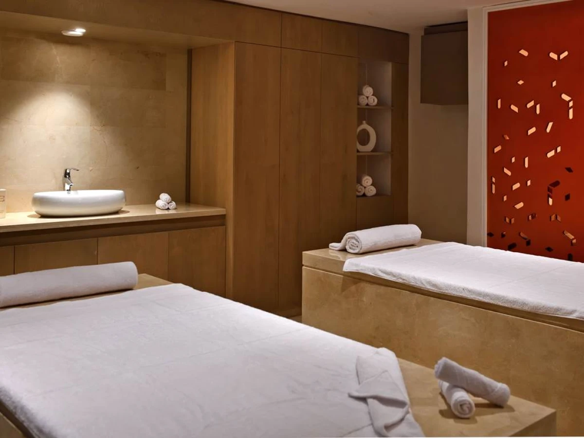 Massage - Tête, Épaules et Pieds - Tourisme Agadir Souss-Massa